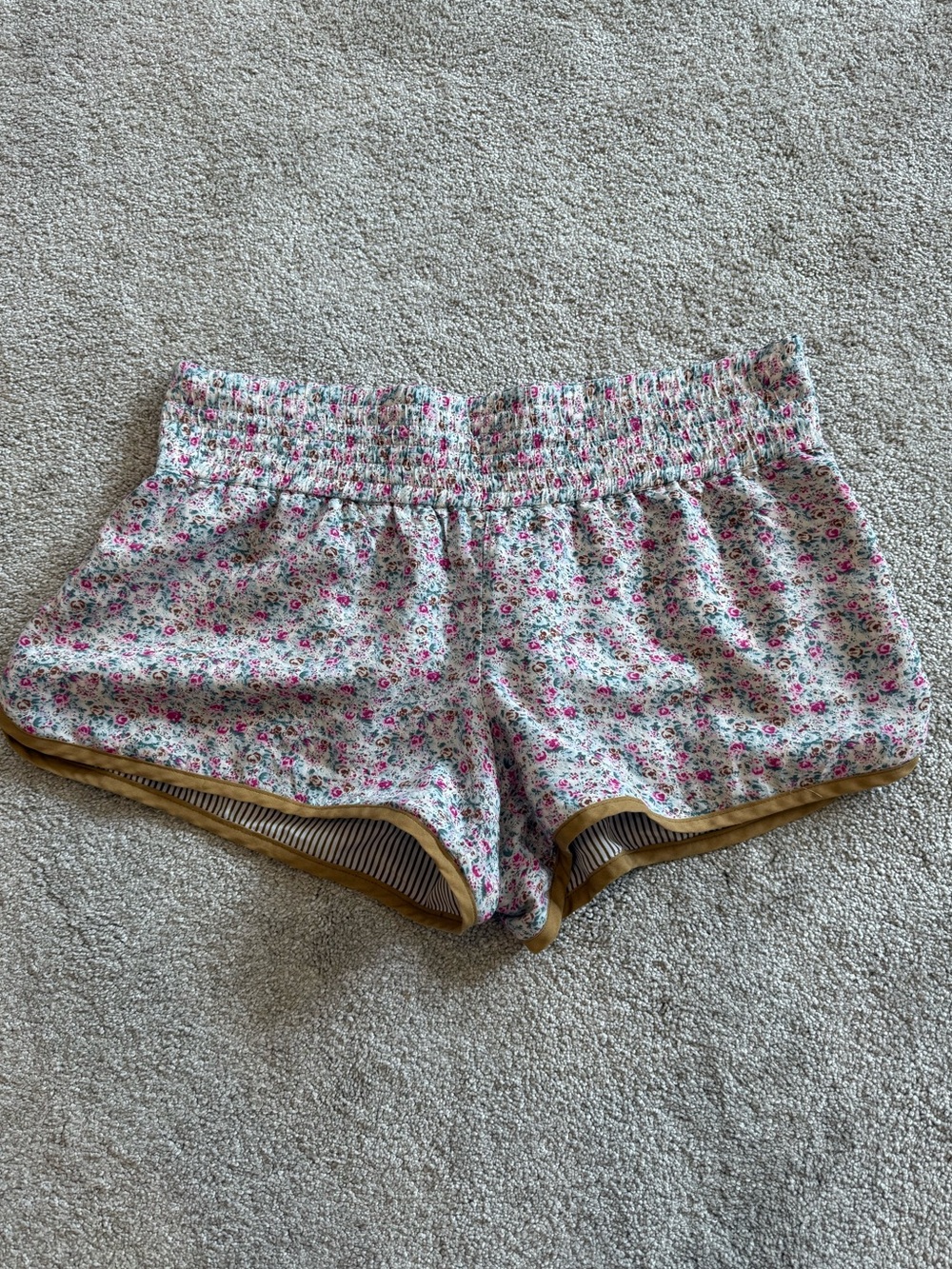 Free People We The Free Floral Lounge Shorts Medium Boho Smocked Waist EUC